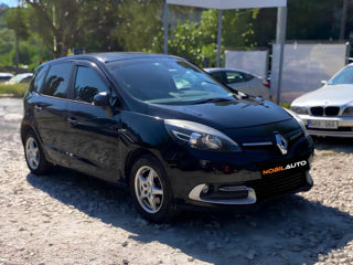 Renault Scenic foto 2