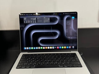 MacBook Pro M3 Pro 512 GB Silver foto 2