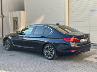 BMW 5 Series foto 4