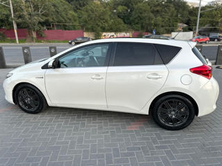 Toyota Auris foto 3