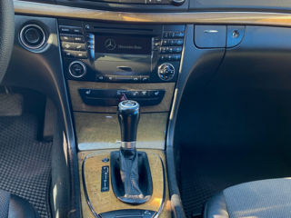 Mercedes E-Class foto 8