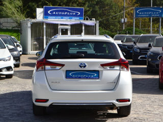 Toyota Auris foto 15