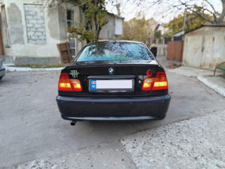 BMW 3 Series foto 10