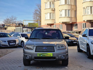 Subaru Forester foto 2