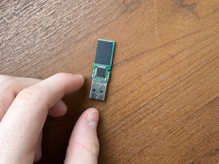 Vind stick de memorie Kingston de 16 GB!!! Urgent !! foto 2