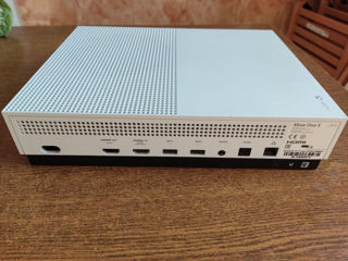 Xbox One S 1TB + disc drive foto 2