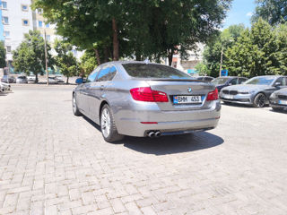 BMW 5 Series foto 5