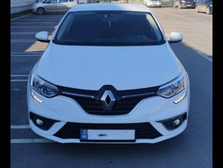 Renault Megane foto 1