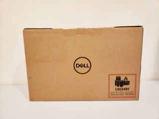 Dell Inspiron 15 3520 / i3-1215U / 8GB / 512GB SSD / Новый запечатанный!