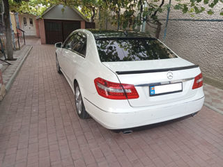 Mercedes E-Class foto 3