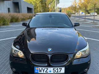 BMW 5 Series foto 2