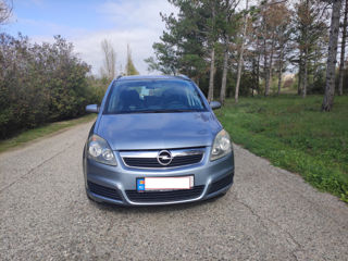 Opel Zafira foto 5