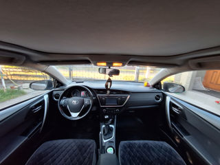 Toyota Auris foto 5