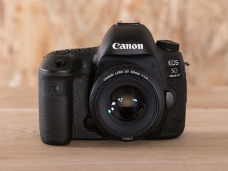 canon 5d mark iv body