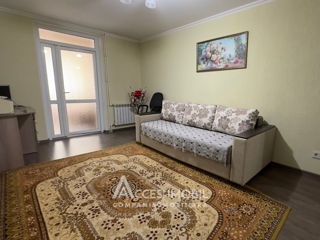 Apartament cu 2 camere, 54 m², Buiucani, Chișinău foto 3