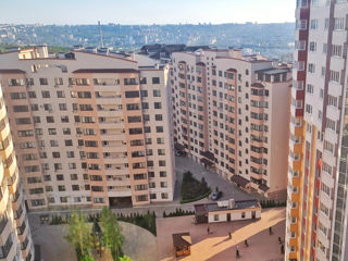 Apartament cu 2 camere, 82 m², Ciocana, Chișinău foto 19