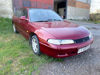 Mazda 626 foto 1