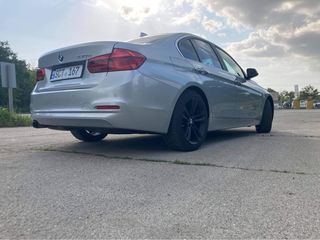 BMW 3 Series foto 4