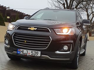 Chevrolet Captiva foto 2