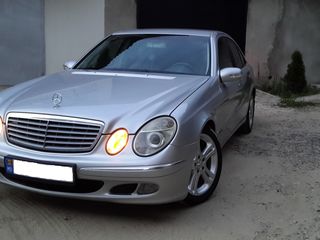 Mercedes E Class foto 5