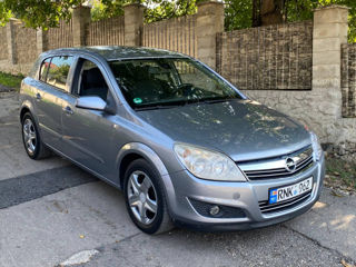 Opel Astra foto 2