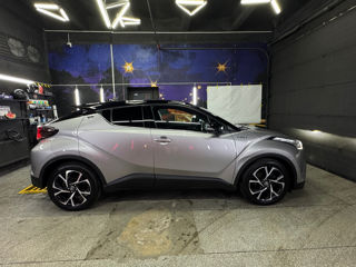 Toyota C-HR foto 4