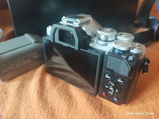 Olympus OM-D Mk2 kit foto 4