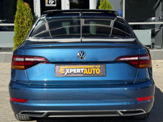 Volkswagen Jetta foto 5