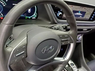 Hyundai Sonata foto 8