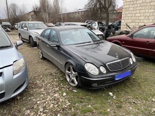 Mercedes E Class W211 2.7 foto 2