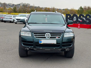 Volkswagen Touareg foto 2