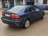 Renault Laguna foto 1