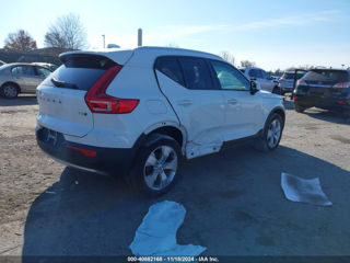 Volvo XC40 foto 7