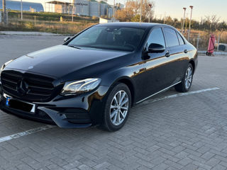 Mercedes E-Class foto 2