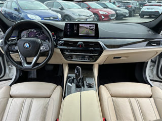 BMW 5 Series foto 8