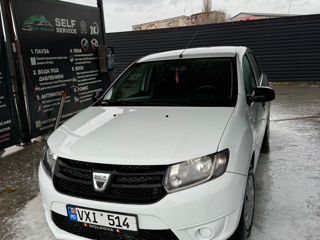 Dacia Logan foto 4