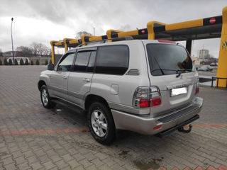 Toyota Land Cruiser foto 4