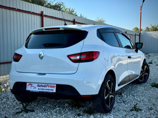 Renault Clio foto 3