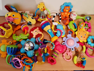 Фирменные погремушки  Fisher Price , Lamaze, Tommy. По 15 лей foto 1