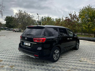 KIA Carnival foto 4