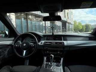 BMW 5 Series foto 7