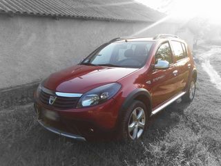 Dacia Sandero foto 2