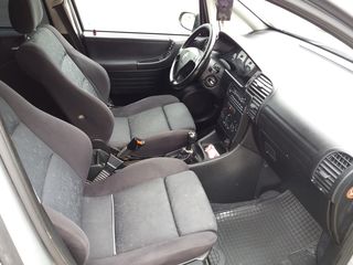 Opel Zafira foto 6