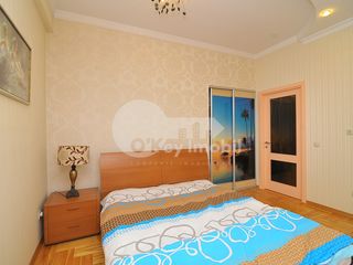 Apartament cu 1 cameră+living, str. Lev Tolstoi, Centru, 400 € ! foto 3