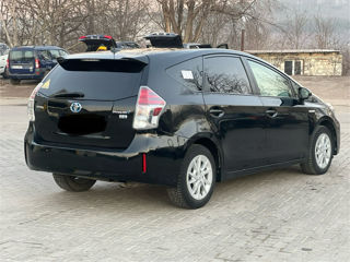 Toyota Prius + foto 4