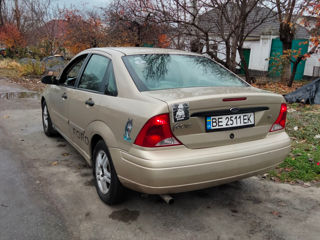 Ford Focus foto 2