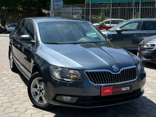 Skoda Superb foto 3