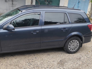 Opel Astra foto 4