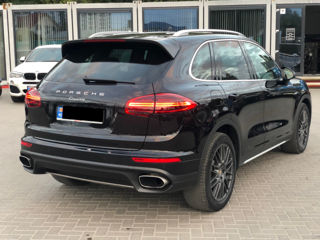 Porsche Cayenne foto 4