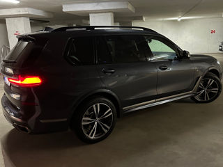 BMW X7 foto 3